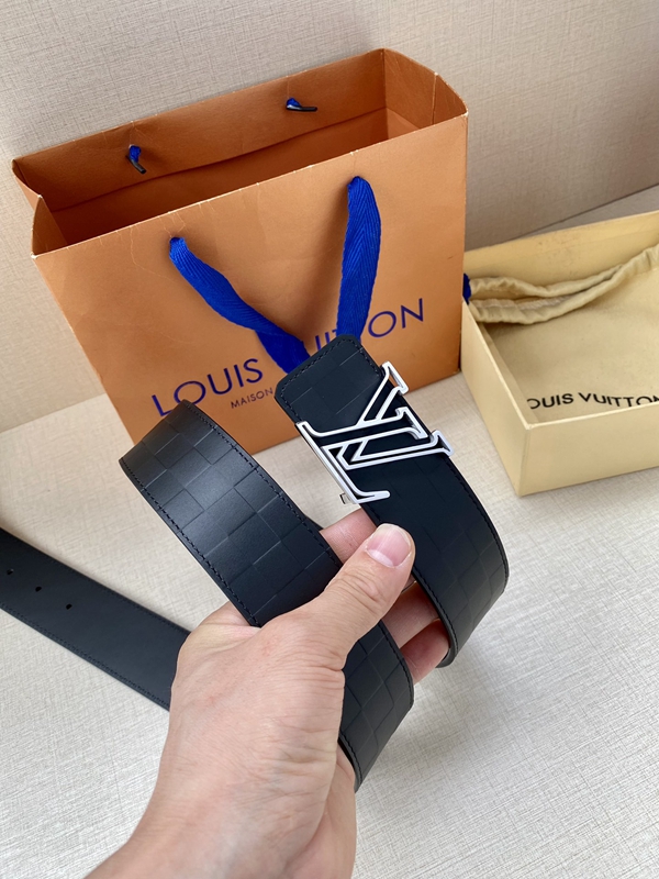 激安ルイヴィトンベルト内部構造